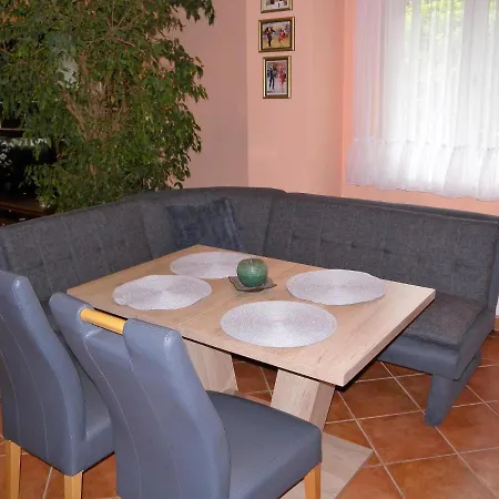 Apartament In 37946